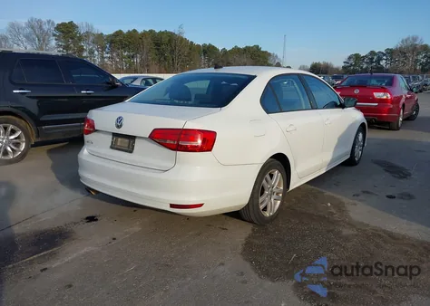 2015 Volkswagen Jetta 2.0L S z USA, uszkodzony, nr VIN 3VW2K7AJ5FM201964